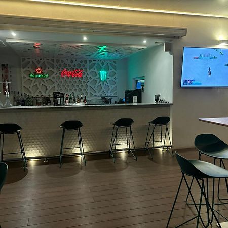 Daos Suites & Terrace Marbella Ngoại thất bức ảnh