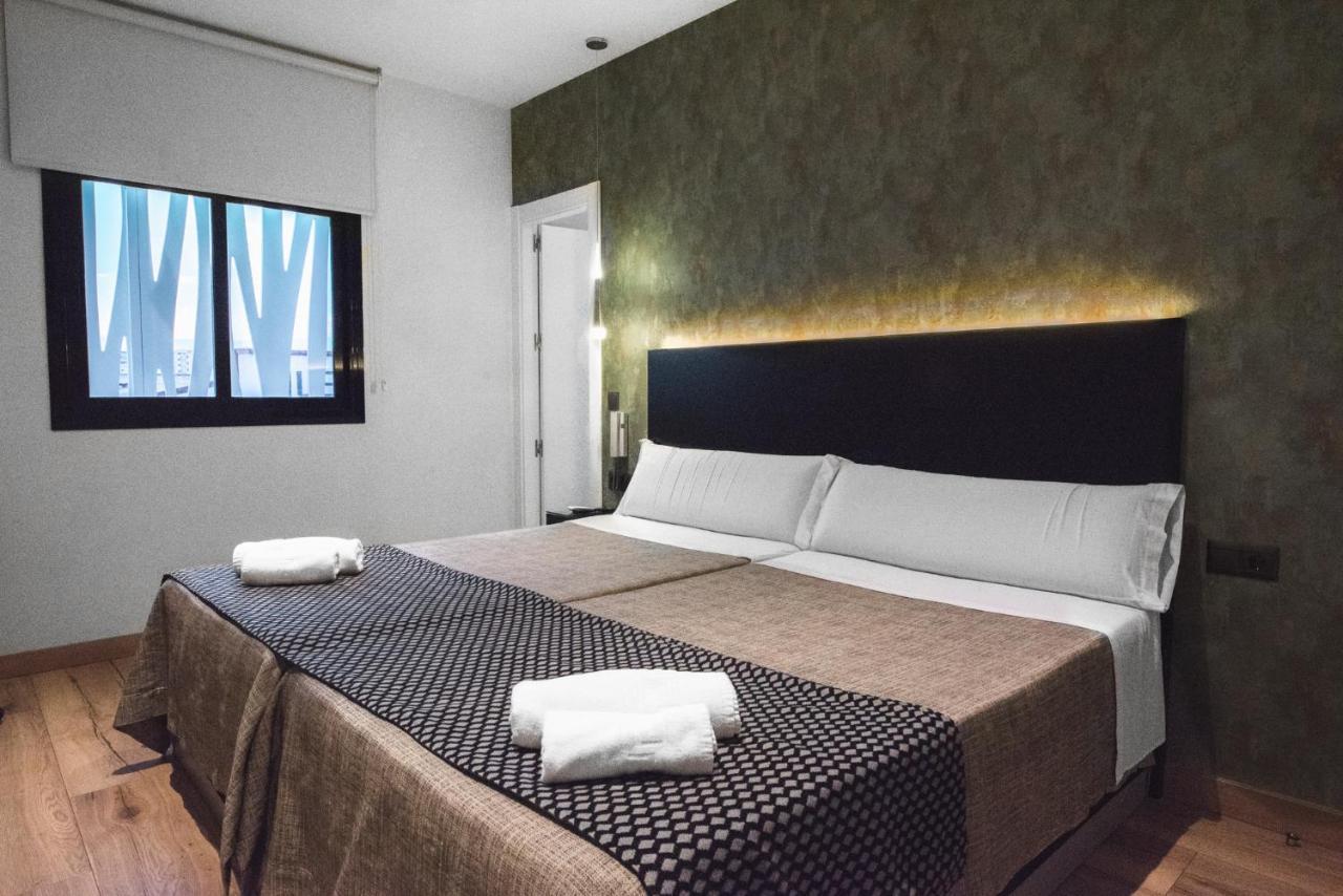 Daos Suites & Terrace Marbella Ngoại thất bức ảnh