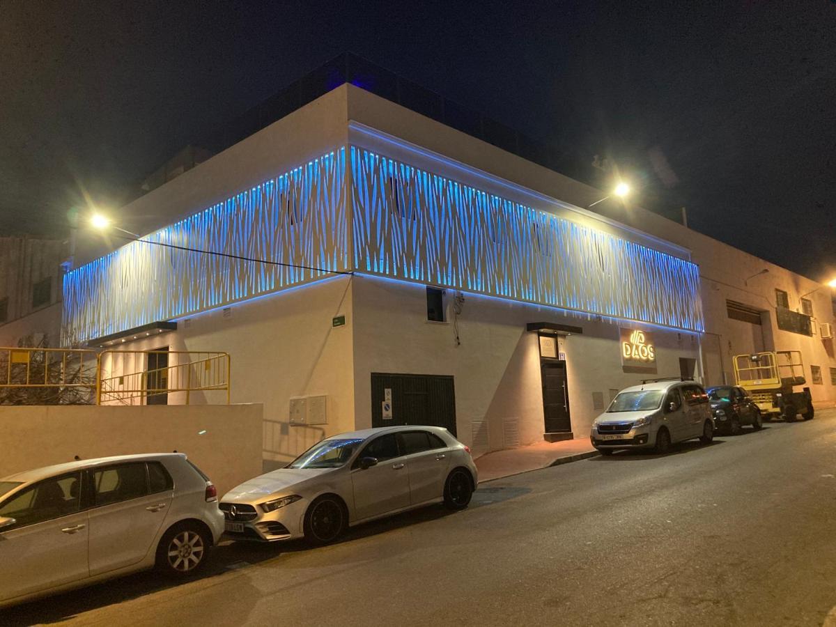 Daos Suites & Terrace Marbella Ngoại thất bức ảnh