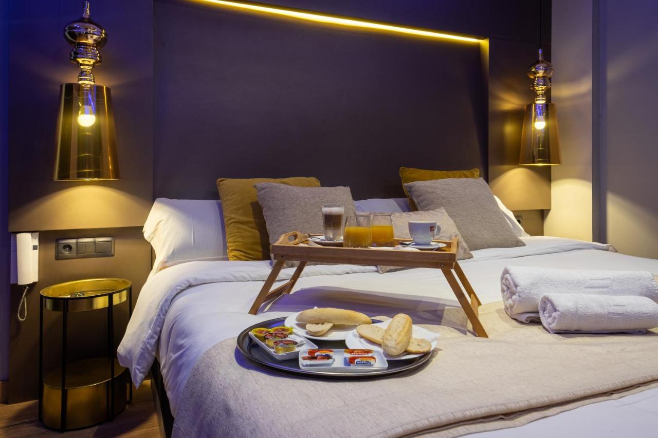 Daos Suites & Terrace Marbella Ngoại thất bức ảnh