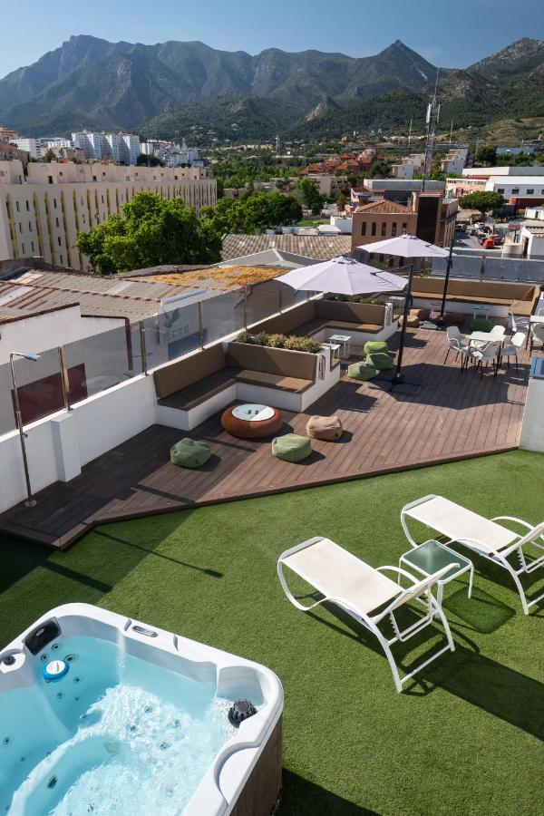 Daos Suites & Terrace Marbella Ngoại thất bức ảnh