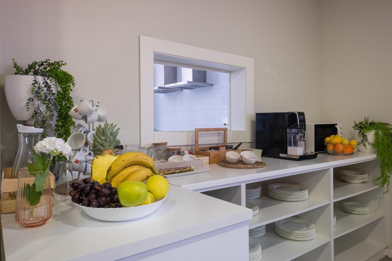 Daos Suites & Terrace Marbella Ngoại thất bức ảnh