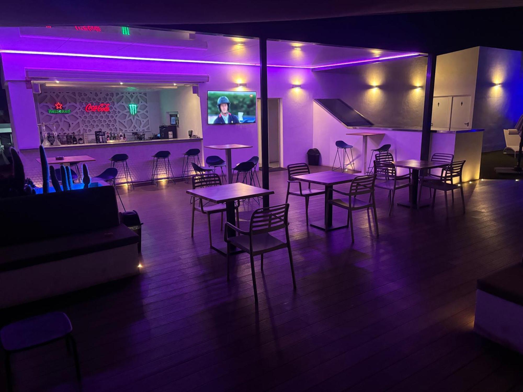 Daos Suites & Terrace Marbella Ngoại thất bức ảnh