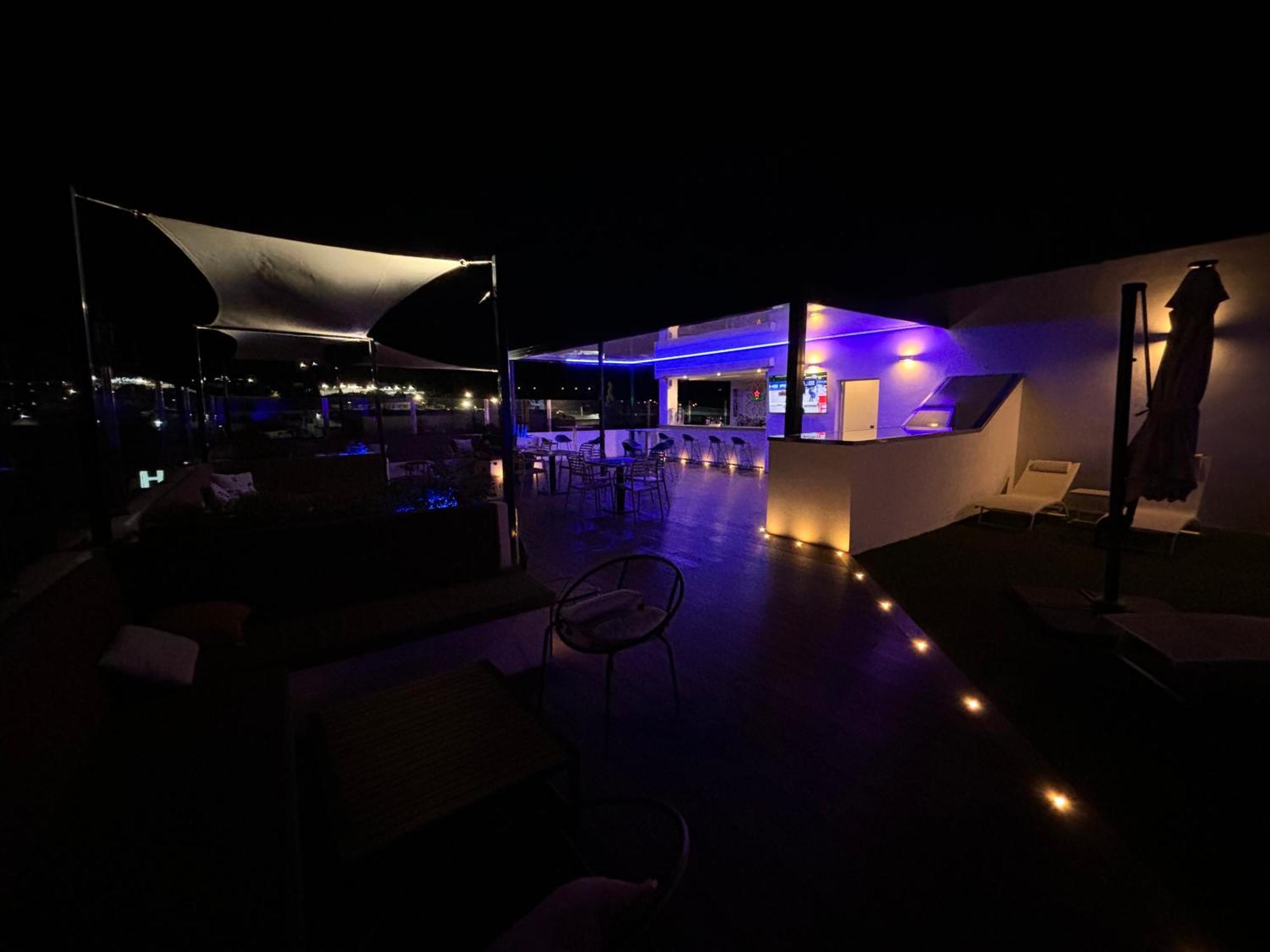 Daos Suites & Terrace Marbella Ngoại thất bức ảnh